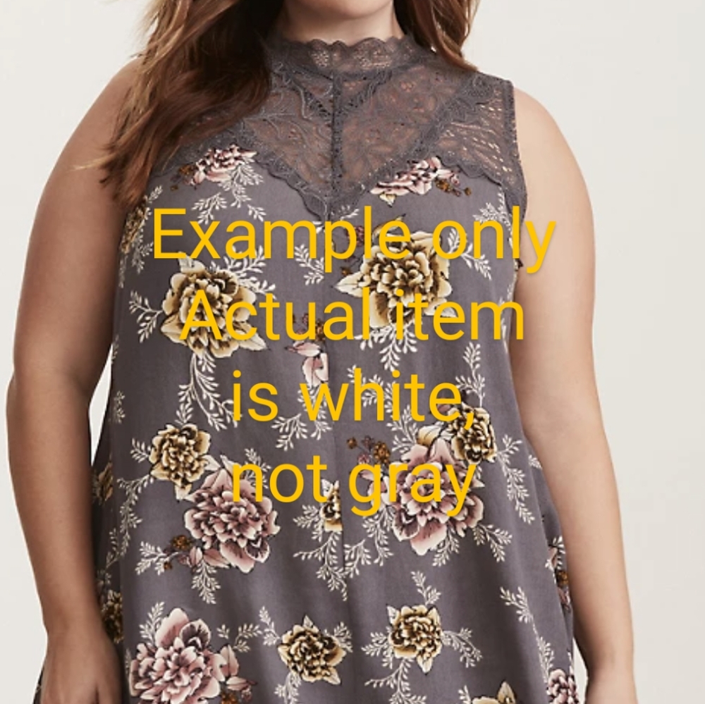 Torrid 4 White Floral Print Tank